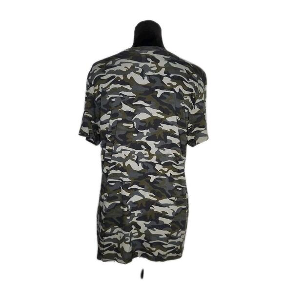 Emma & Sam Top Camouflage Design Short Sleeves Deep V lace up Front size M - Picture 3 of 7